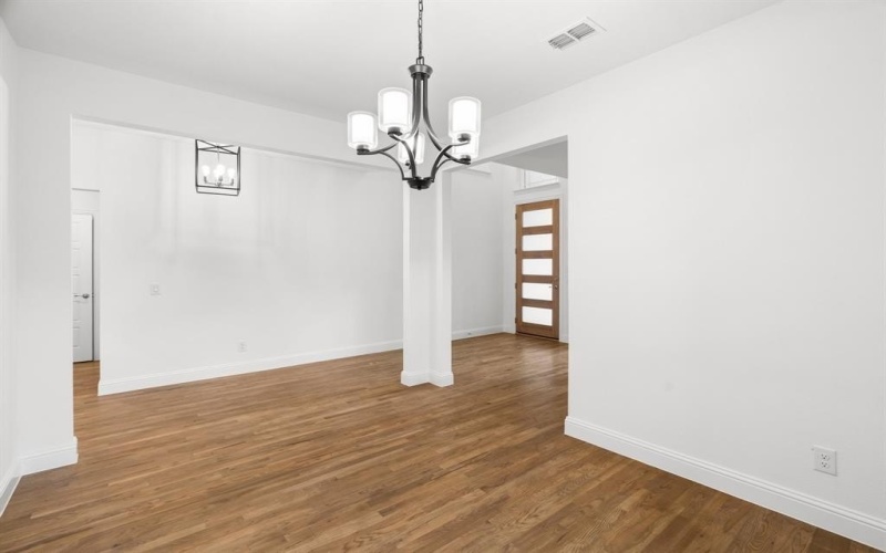 848 Northwood Road, Fort Worth, TX 76107, 4 Bedrooms Bedrooms, ,3 BathroomsBathrooms,Residential,For Sale,848 Northwood Road,20887867