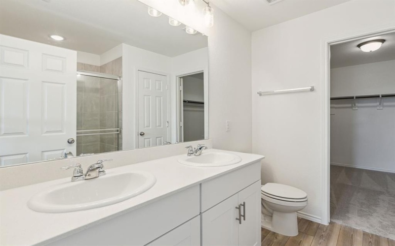 2053 Pleasant Knoll Circle, Forney, TX 75126, 4 Bedrooms Bedrooms, ,2 BathroomsBathrooms,Residential,For Sale,2053 Pleasant Knoll Circle,20885669