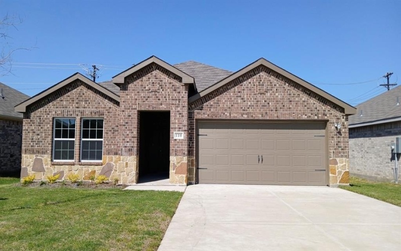 110 Labein Avenue, Greenville, TX 75402, 4 Habitaciones Habitaciones , ,2 BañosBaños,Residential,En Venta,110 Labein Avenue,20900478