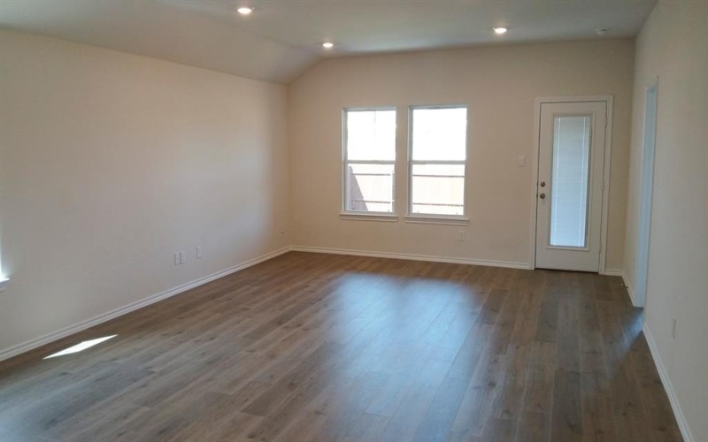 110 Labein Avenue, Greenville, TX 75402, 4 Habitaciones Habitaciones , ,2 BañosBaños,Residential,En Venta,110 Labein Avenue,20900478