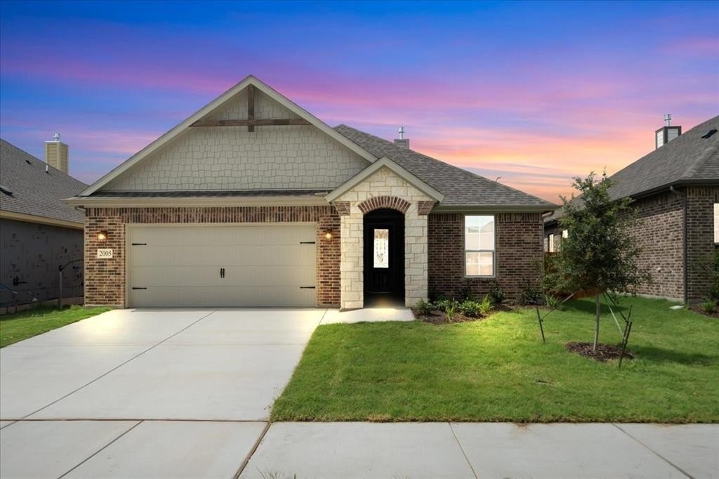 2005 Kelva Drive, Fort Worth, TX 76052, 4 Bedrooms Bedrooms, ,2 BathroomsBathrooms,Residential,For Sale,2005 Kelva Drive,20917234