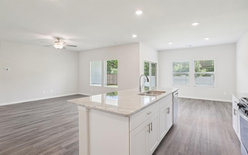 4011 Medina Drive, Farmersville, TX 75442, 4 Bedrooms Bedrooms, ,3 BathroomsBathrooms,Residential,For Sale,4011 Medina Drive,20896451