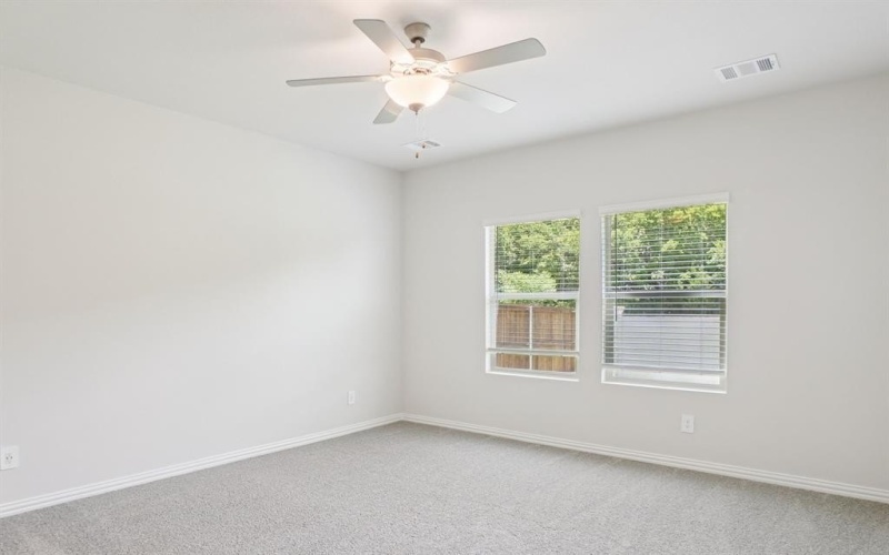 4011 Medina Drive, Farmersville, TX 75442, 4 Bedrooms Bedrooms, ,3 BathroomsBathrooms,Residential,For Sale,4011 Medina Drive,20896451