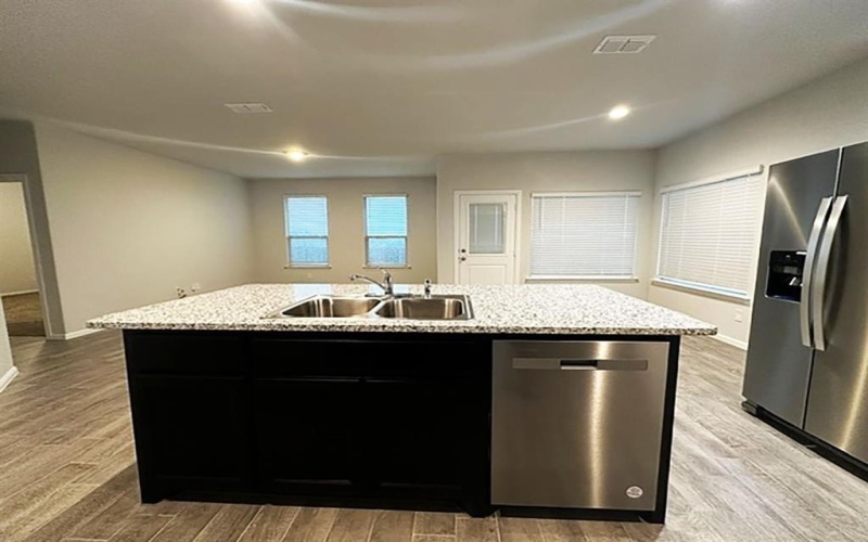 9700 Olanta Trail, Fort Worth, TX 76108, 4 Habitaciones Habitaciones , ,2 BañosBaños,Residential Lease,En Alquiler,9700 Olanta Trail,20890684