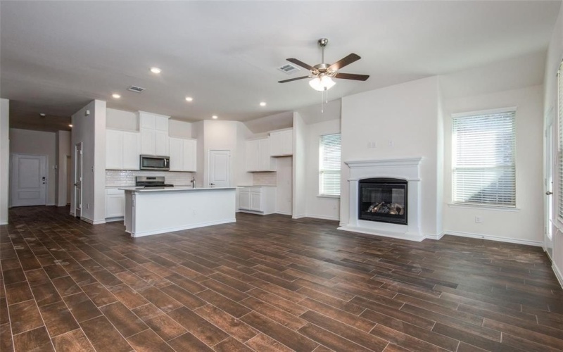 3207 Brady starr Drive, Aubrey, TX 76227, 4 Bedrooms Bedrooms, ,3 BathroomsBathrooms,Residential Lease,For Rent,3207 Brady starr Drive,20920434