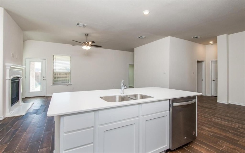 3207 Brady starr Drive, Aubrey, TX 76227, 4 Bedrooms Bedrooms, ,3 BathroomsBathrooms,Residential Lease,For Rent,3207 Brady starr Drive,20920434