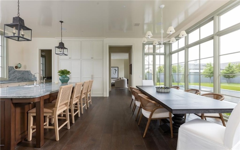 5610 Lobello, Dallas, TX 75229, 5 Bedrooms Bedrooms, ,7 BathroomsBathrooms,Residential,For Sale,5610 Lobello,20920720