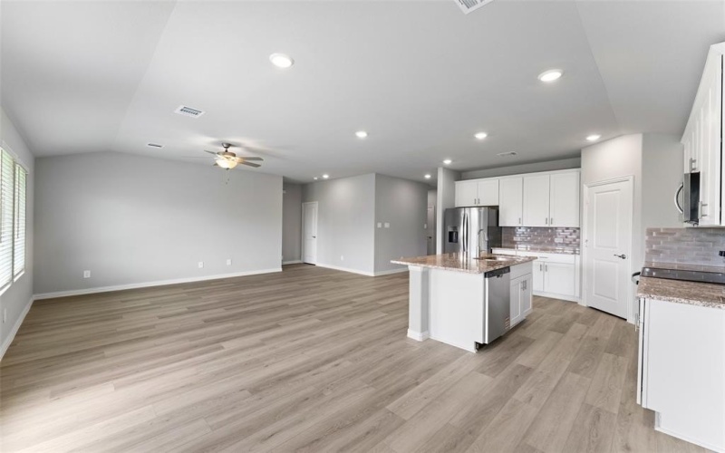 270 Sugarlands Drive, Greenville, TX 75402, 3 Bedrooms Bedrooms, ,2 BathroomsBathrooms,Residential,For Sale,270 Sugarlands Drive,20909352