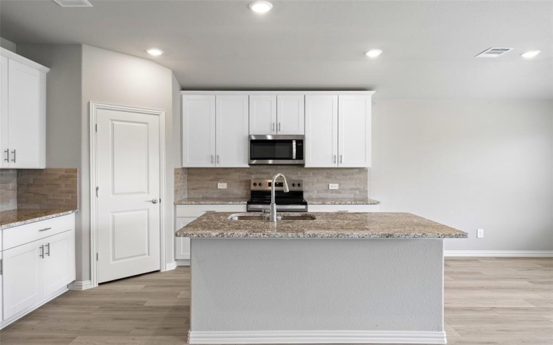 270 Sugarlands Drive, Greenville, TX 75402, 3 Bedrooms Bedrooms, ,2 BathroomsBathrooms,Residential,For Sale,270 Sugarlands Drive,20909352