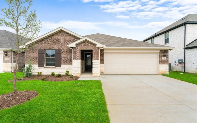 270 Sugarlands Drive, Greenville, TX 75402, 3 Bedrooms Bedrooms, ,2 BathroomsBathrooms,Residential,For Sale,270 Sugarlands Drive,20909352