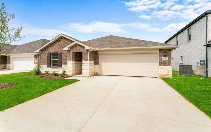 270 Sugarlands Drive, Greenville, TX 75402, 3 Bedrooms Bedrooms, ,2 BathroomsBathrooms,Residential,For Sale,270 Sugarlands Drive,20909352