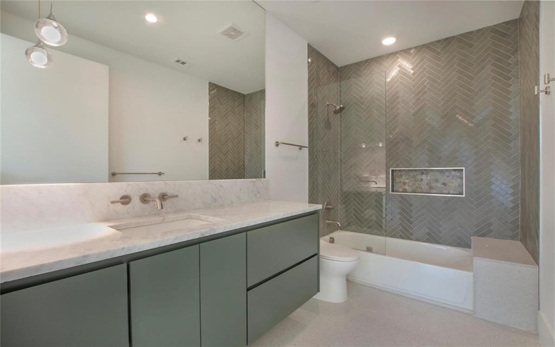 5253 Bonita Avenue, Dallas, TX 75206, 5 Habitaciones Habitaciones , ,6 BañosBaños,Residential,En Venta,5253 Bonita Avenue,20921037