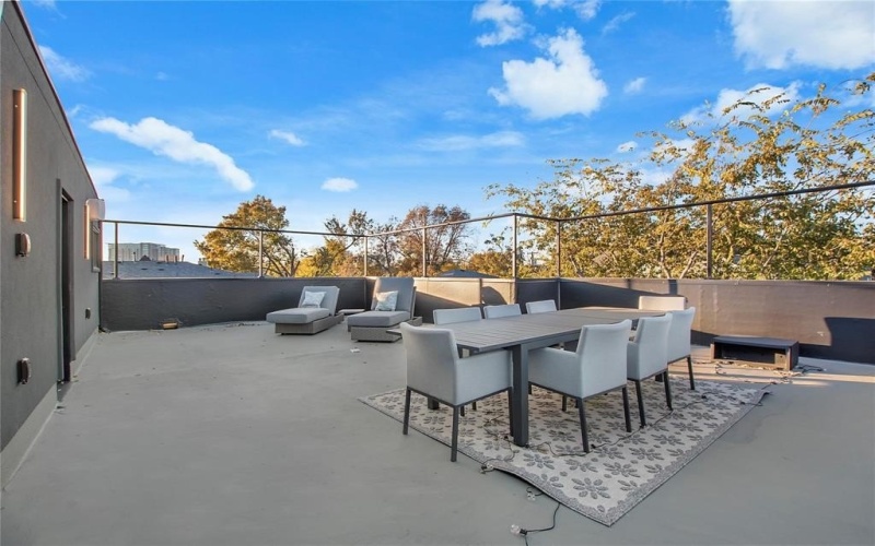 5253 Bonita Avenue, Dallas, TX 75206, 5 Habitaciones Habitaciones , ,6 BañosBaños,Residential,En Venta,5253 Bonita Avenue,20921037