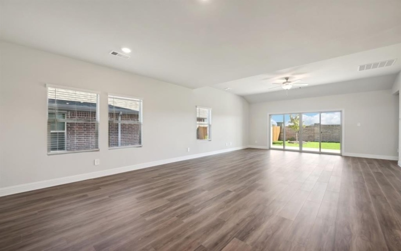3911 Edmondson Drive, Princeton, TX 75071, 4 Bedrooms Bedrooms, ,3 BathroomsBathrooms,Residential,For Sale,3911 Edmondson Drive,20923312