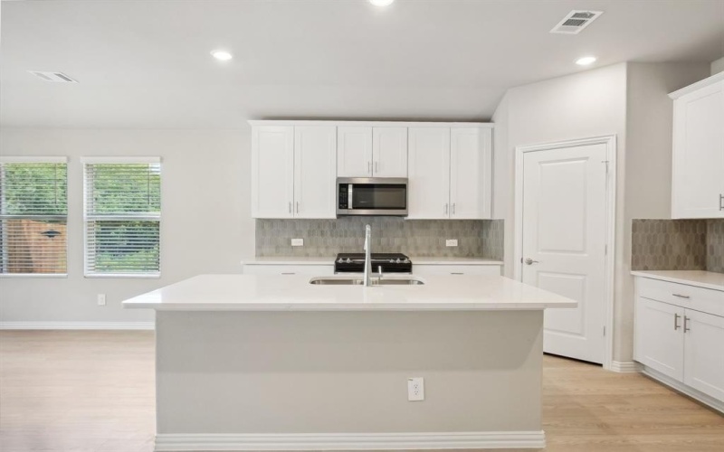 921 Elijah Lane, Lowry Crossing, TX 75069, 4 Bedrooms Bedrooms, ,3 BathroomsBathrooms,Residential,For Sale,921 Elijah Lane,20883647