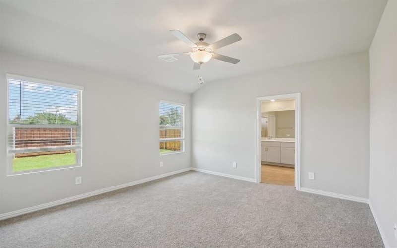 911 Elijah Lane, McKinney, TX 75069, 3 Bedrooms Bedrooms, ,2 BathroomsBathrooms,Residential,For Sale,911 Elijah Lane,20883783