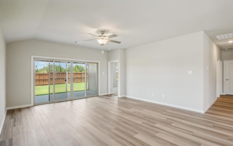 911 Elijah Lane, McKinney, TX 75069, 3 Bedrooms Bedrooms, ,2 BathroomsBathrooms,Residential,For Sale,911 Elijah Lane,20883783