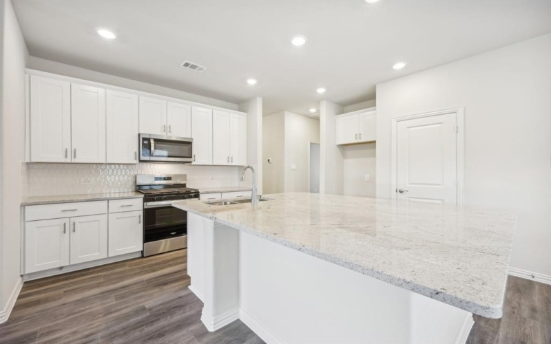 4008 Marble Falls Drive, Farmersville, TX 75442, 3 Habitaciones Habitaciones , ,2 BañosBaños,Residential,En Venta,4008 Marble Falls Drive,20884549