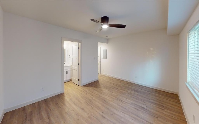 715 N Lancaster Avenue #210, Dallas, TX 75203, ,1 BañoBaños,Residential Lease,En Alquiler,715 N Lancaster Avenue,20892495
