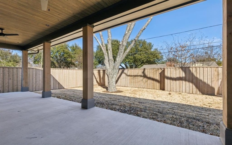 8638 Lockhaven Drive, Dallas, TX 75238, 5 Bedrooms Bedrooms, ,7 BathroomsBathrooms,Residential,For Sale,8638 Lockhaven Drive,20905420