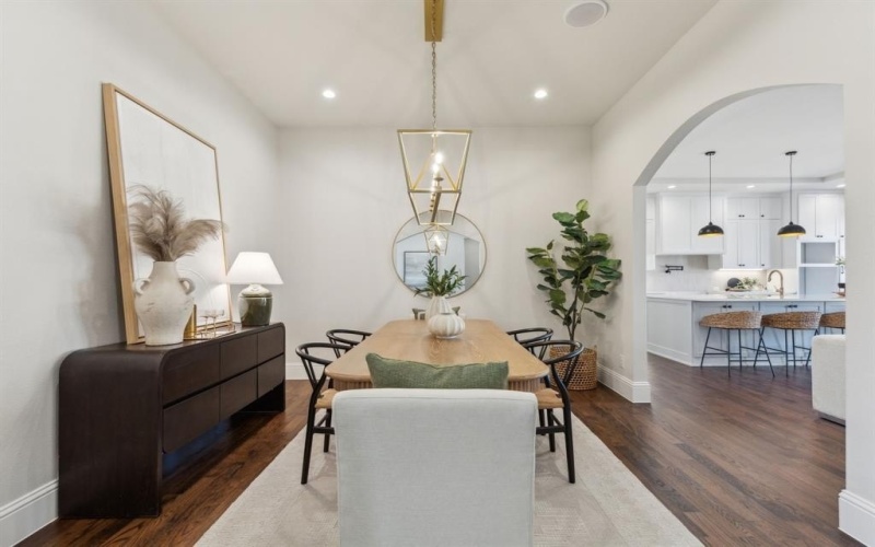 8638 Lockhaven Drive, Dallas, TX 75238, 5 Bedrooms Bedrooms, ,7 BathroomsBathrooms,Residential,For Sale,8638 Lockhaven Drive,20905420