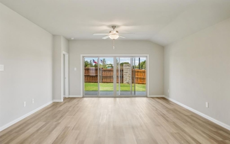 341 Sierra Ridge, Lavon, TX 75166, 3 Bedrooms Bedrooms, ,2 BathroomsBathrooms,Residential,For Sale,341 Sierra Ridge,20909978
