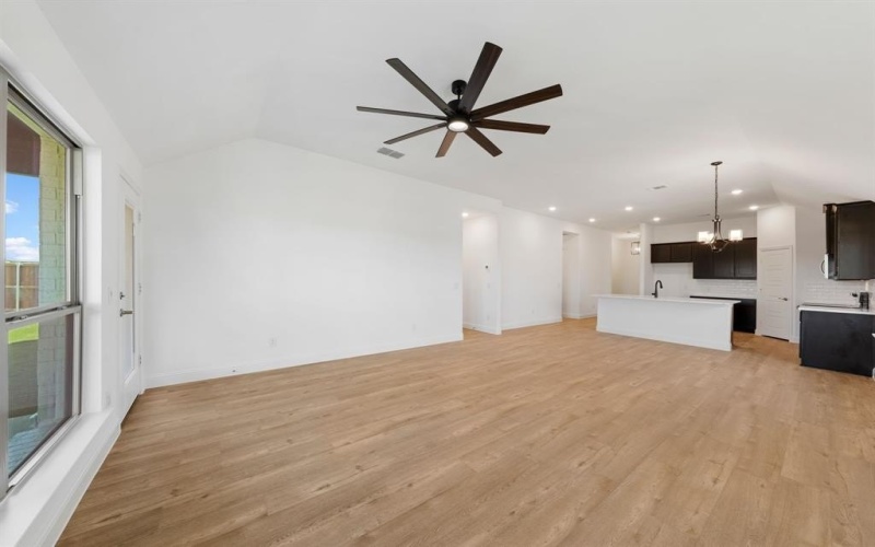1944 Nightfall Drive, Venus, TX 76084, 3 Bedrooms Bedrooms, ,2 BathroomsBathrooms,Residential,For Sale,1944 Nightfall Drive,20899251