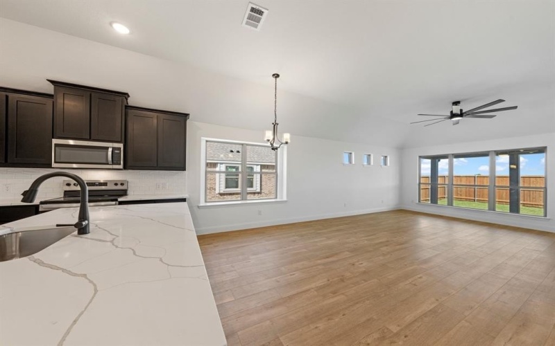 1944 Nightfall Drive, Venus, TX 76084, 3 Bedrooms Bedrooms, ,2 BathroomsBathrooms,Residential,For Sale,1944 Nightfall Drive,20899251