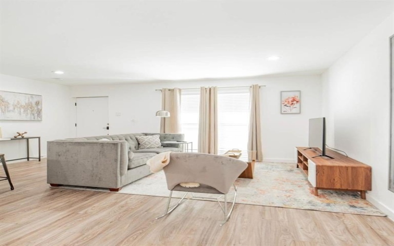 606 N Marsalis Avenue #110, Dallas, TX 75203, 1 Dormitorio Habitaciones , ,1 BañoBaños,Residential Lease,En Alquiler,606 N Marsalis Avenue,20892764