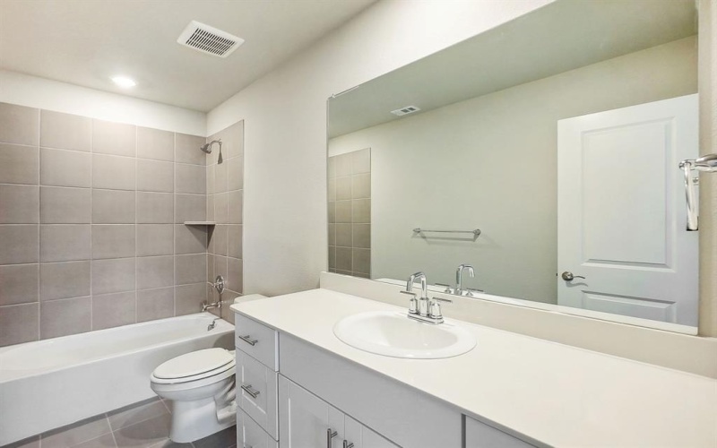 911 Pine Beach Drive, Princeton, TX 75071, 4 Bedrooms Bedrooms, ,2 BathroomsBathrooms,Residential,For Sale,911 Pine Beach Drive,20914115