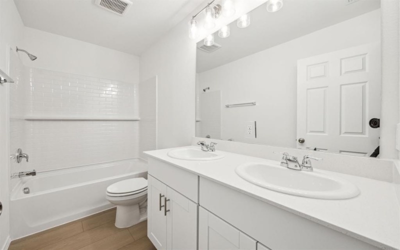 1059 Clear Dusk Lane, Forney, TX 75126, 3 Bedrooms Bedrooms, ,2 BathroomsBathrooms,Residential,For Sale,1059 Clear Dusk Lane,20914230