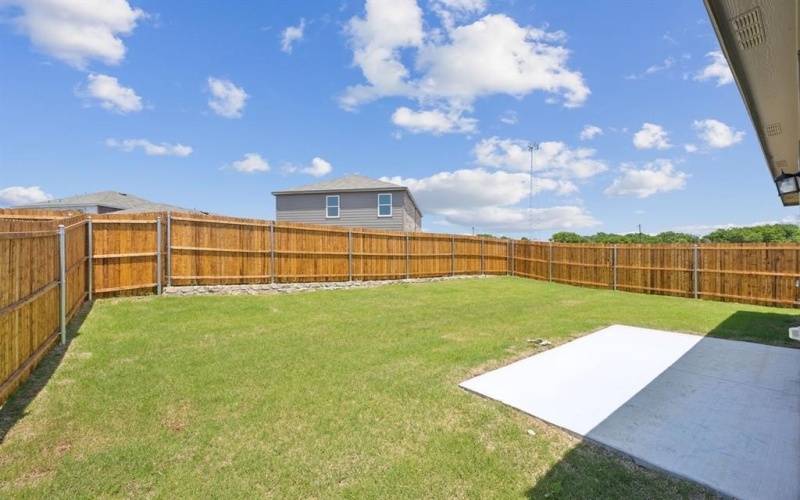 1055 Clear Dusk Lane, Forney, TX 75126, 3 Bedrooms Bedrooms, ,2 BathroomsBathrooms,Residential,For Sale,1055 Clear Dusk Lane,20914249