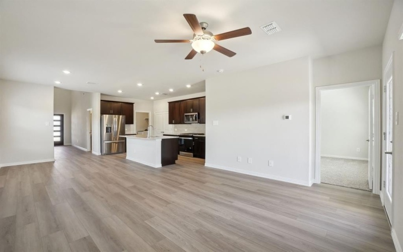 3915 Sandstone Drive, Princeton, TX 75071, 4 Bedrooms Bedrooms, ,2 BathroomsBathrooms,Residential,For Sale,3915 Sandstone Drive,20910137