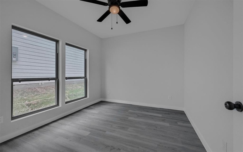 715 E Hanna Street, Denison, TX 75021, 3 Bedrooms Bedrooms, ,2 BathroomsBathrooms,Residential,For Sale,715 E Hanna Street,20887350