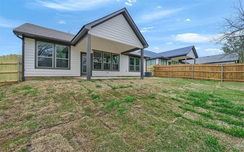 715 E Hanna Street, Denison, TX 75021, 3 Bedrooms Bedrooms, ,2 BathroomsBathrooms,Residential,For Sale,715 E Hanna Street,20887350