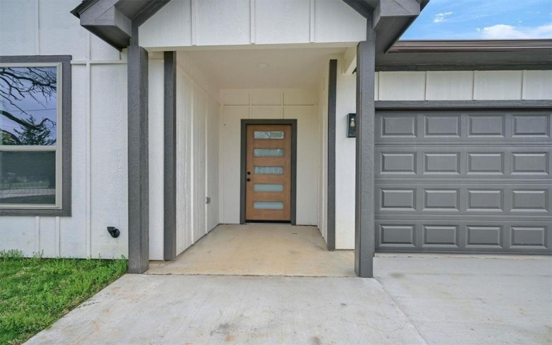 715 E Hanna Street, Denison, TX 75021, 3 Bedrooms Bedrooms, ,2 BathroomsBathrooms,Residential,For Sale,715 E Hanna Street,20887350