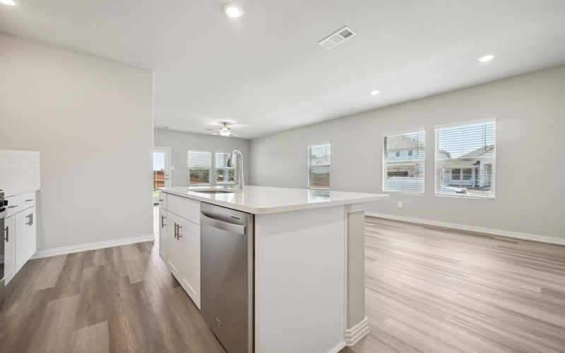 521 Willet Drive, McKinney, TX 75069, 4 Habitaciones Habitaciones , ,2 BañosBaños,Residential,En Venta,521 Willet Drive,20918217