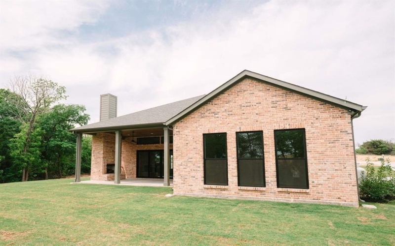 1020 Twin Creeks Drive, Weatherford, TX 76088, 4 Bedrooms Bedrooms, ,5 BathroomsBathrooms,Residential,For Sale,1020 Twin Creeks Drive,20924209
