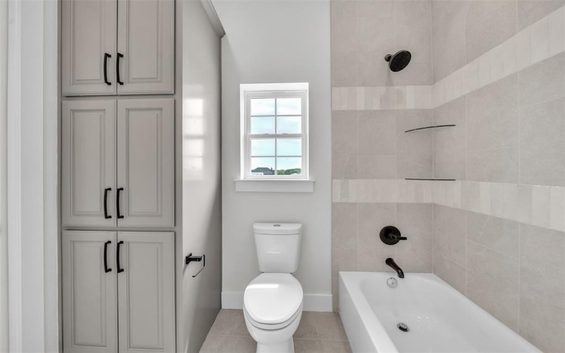 2017 Downslope Lane, Weatherford, TX 76087, 4 Bedrooms Bedrooms, ,3 BathroomsBathrooms,Residential,For Sale,2017 Downslope Lane,20893177