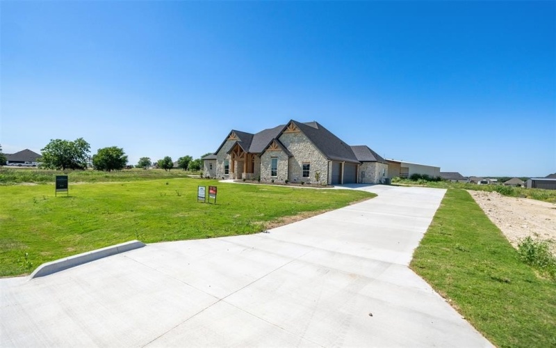 2017 Downslope Lane, Weatherford, TX 76087, 4 Bedrooms Bedrooms, ,3 BathroomsBathrooms,Residential,For Sale,2017 Downslope Lane,20893177