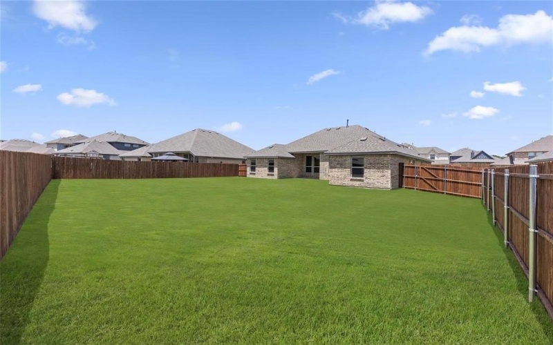 538 Amesbury Drive, Forney, TX 75126, 3 Bedrooms Bedrooms, ,2 BathroomsBathrooms,Residential,For Sale,538 Amesbury Drive,20893194