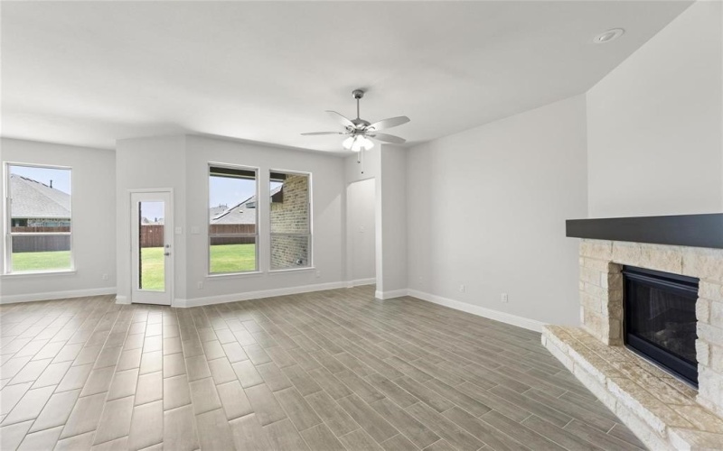 538 Amesbury Drive, Forney, TX 75126, 3 Bedrooms Bedrooms, ,2 BathroomsBathrooms,Residential,For Sale,538 Amesbury Drive,20893194