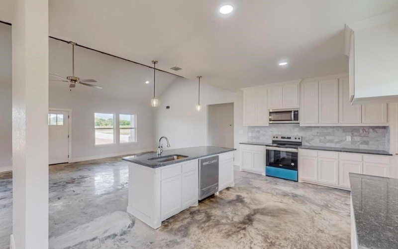 1201 Smyrna Meadows Road, Sunset, TX 76270, 3 Bedrooms Bedrooms, ,2 BathroomsBathrooms,Residential,For Sale,1201 Smyrna Meadows Road,20899689