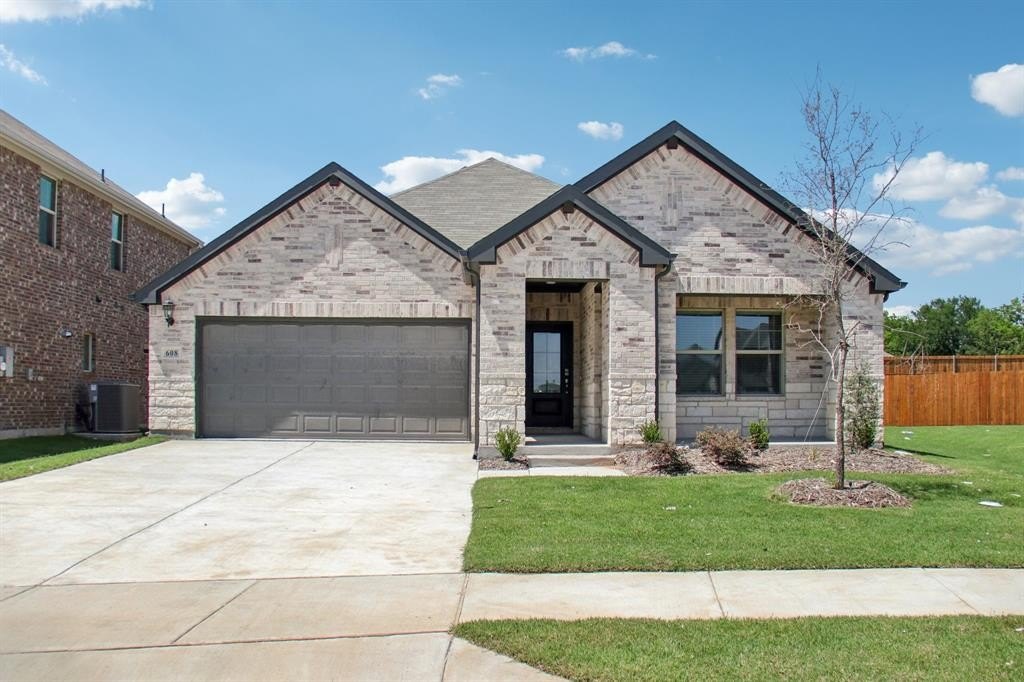 608 Willet Drive, McKinney, TX 75069, 4 Bedrooms Bedrooms, ,3 BathroomsBathrooms,Residential,For Sale,608 Willet Drive,20910240