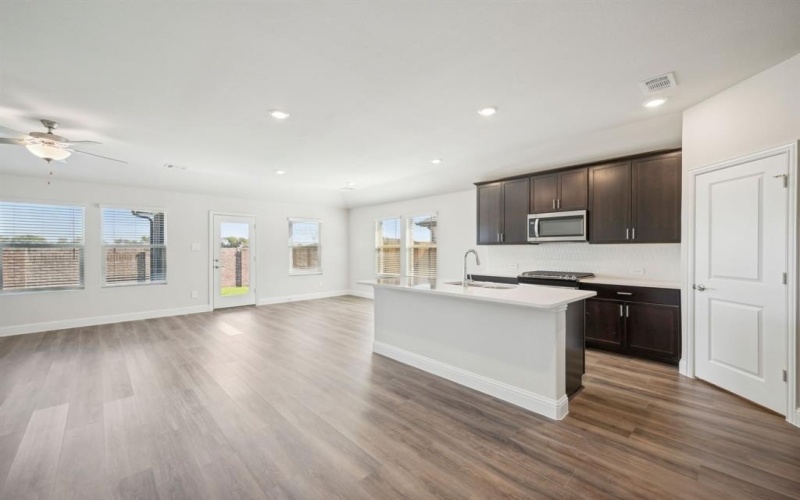 608 Willet Drive, McKinney, TX 75069, 4 Bedrooms Bedrooms, ,3 BathroomsBathrooms,Residential,For Sale,608 Willet Drive,20910240
