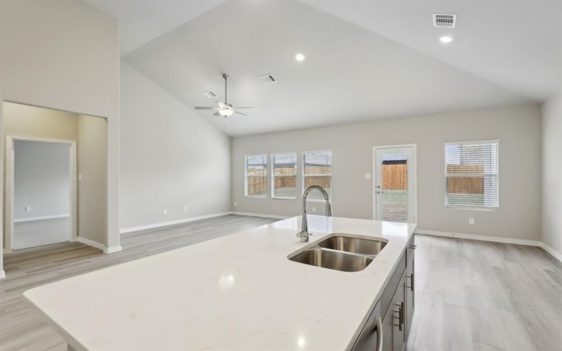 607 Ezra Lane, McKinney, TX 75069, 4 Bedrooms Bedrooms, ,2 BathroomsBathrooms,Residential,For Sale,607 Ezra Lane,20910259