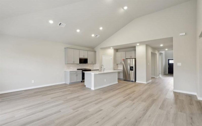 607 Ezra Lane, McKinney, TX 75069, 4 Bedrooms Bedrooms, ,2 BathroomsBathrooms,Residential,For Sale,607 Ezra Lane,20910259