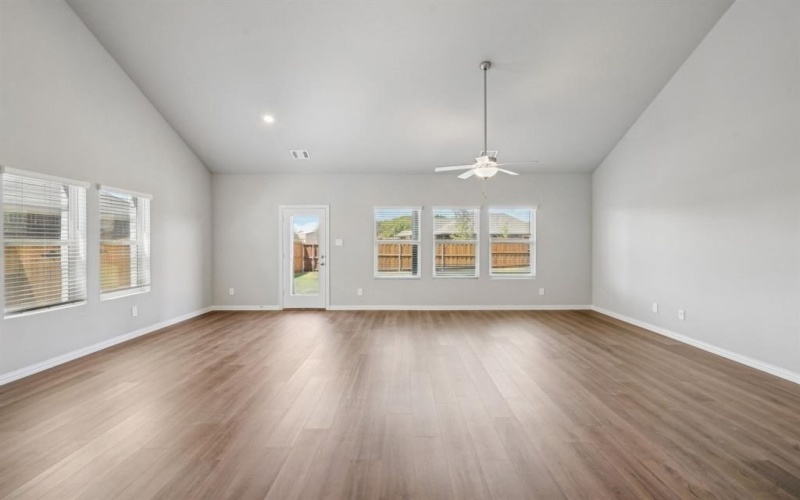606 Willet Drive, McKinney, TX 75069, 5 Bedrooms Bedrooms, ,3 BathroomsBathrooms,Residential,For Sale,606 Willet Drive,20910273