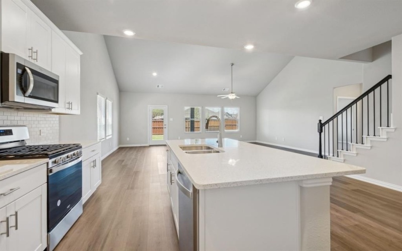 606 Willet Drive, McKinney, TX 75069, 5 Bedrooms Bedrooms, ,3 BathroomsBathrooms,Residential,For Sale,606 Willet Drive,20910273