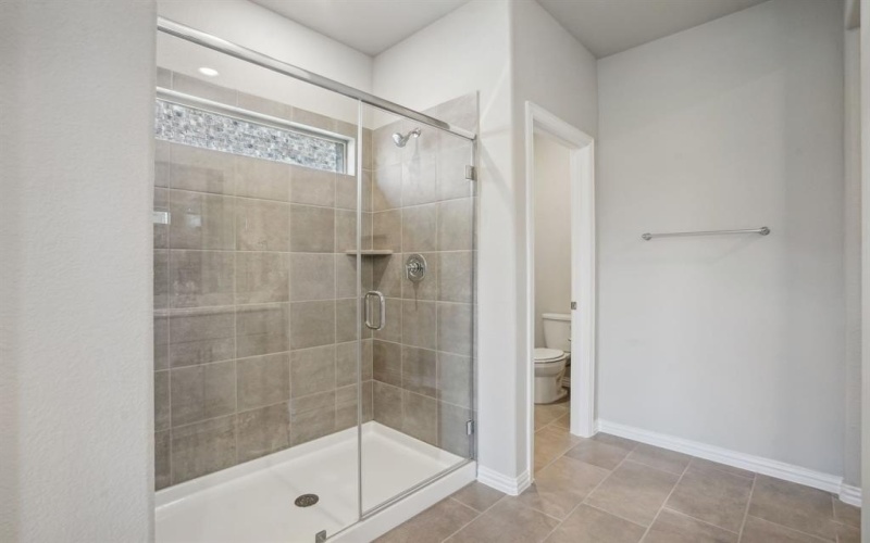 606 Willet Drive, McKinney, TX 75069, 5 Bedrooms Bedrooms, ,3 BathroomsBathrooms,Residential,For Sale,606 Willet Drive,20910273